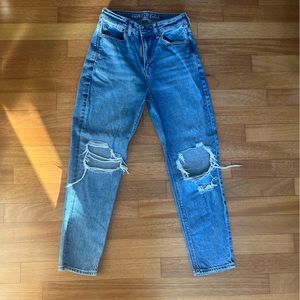 American eagle wide legged jeans